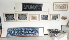 董地乡新华村蜡染刺绣：苗家啊玛奏穿在身上的史诗与千年文明图画